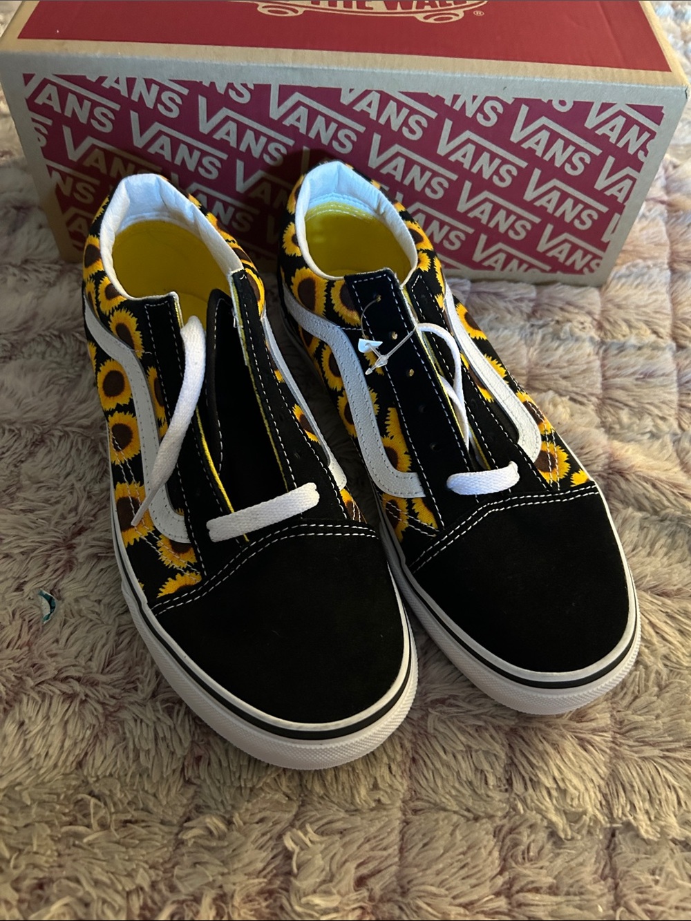 Vans Kids Sunflower Old Skool Sneakers size 6